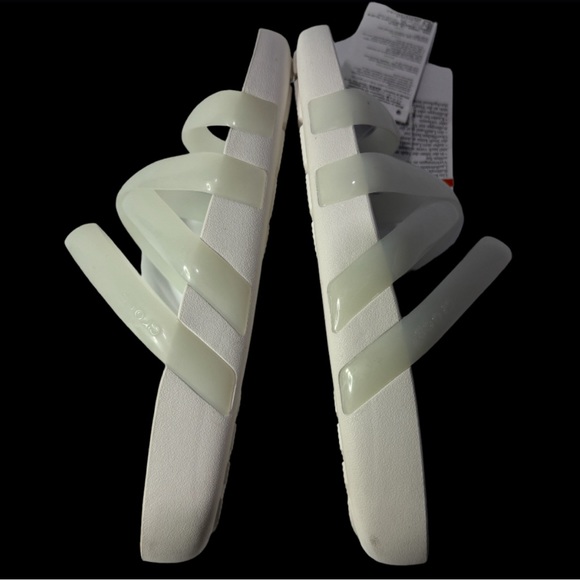 Crocs Women's Splash Strappy Sandals (Women) Sz 10 - Picture 6 of 12